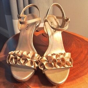 Aldo Sianez Gold Ruffle Heeled Sandals - 5